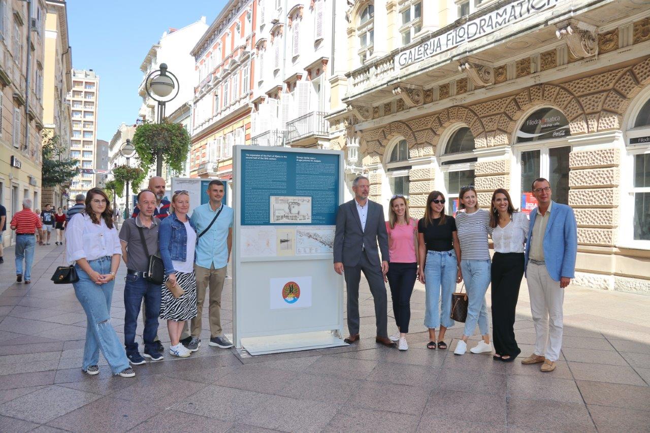 Izložba-“Povijest-riječke-luke-od-konca-16.-stoljeća-do-Rijeke-Gateway”-10 Izložba-“Povijest-riječke-luke-od-konca-16.-stoljeća-do-Rijeke-Gateway”-10