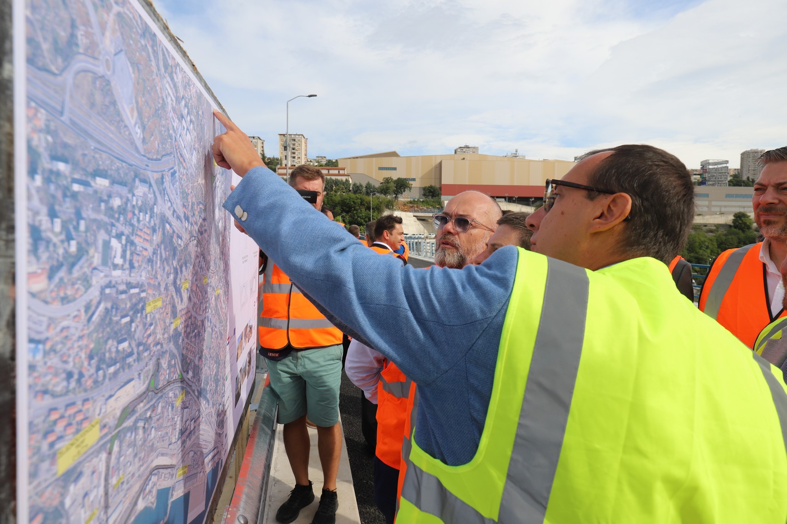 Obilazak-gradilišta-državne-ceste-DC403-4