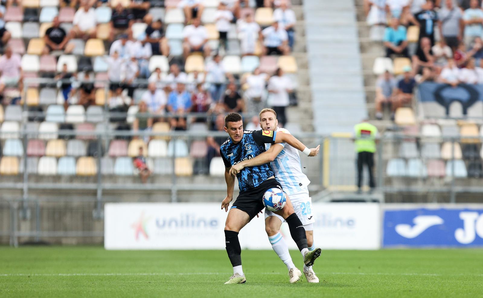 Rijeka: HNK Rijeka i NK Varaždin susreli su se u 7. kolu SuperSport HNL-a Rijeka: HNK Rijeka i NK Varaždin susreli su se u 7. kolu SuperSport HNL-a