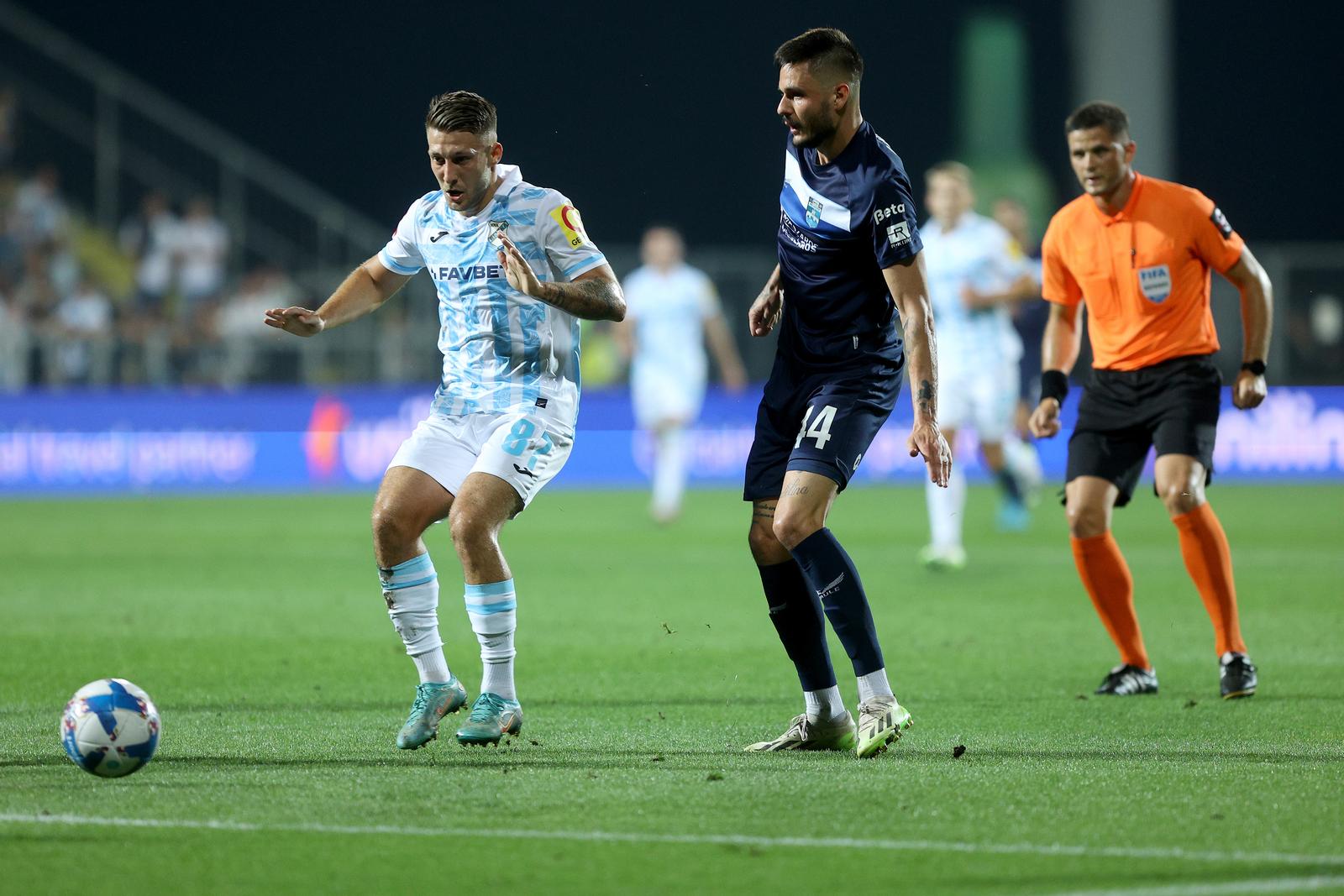 Rijeka: HNK Rijeka i NK Osijek susreli su se u 8. kolu SuperSport HNL-a Rijeka: HNK Rijeka i NK Osijek susreli su se u 8. kolu SuperSport HNL-a