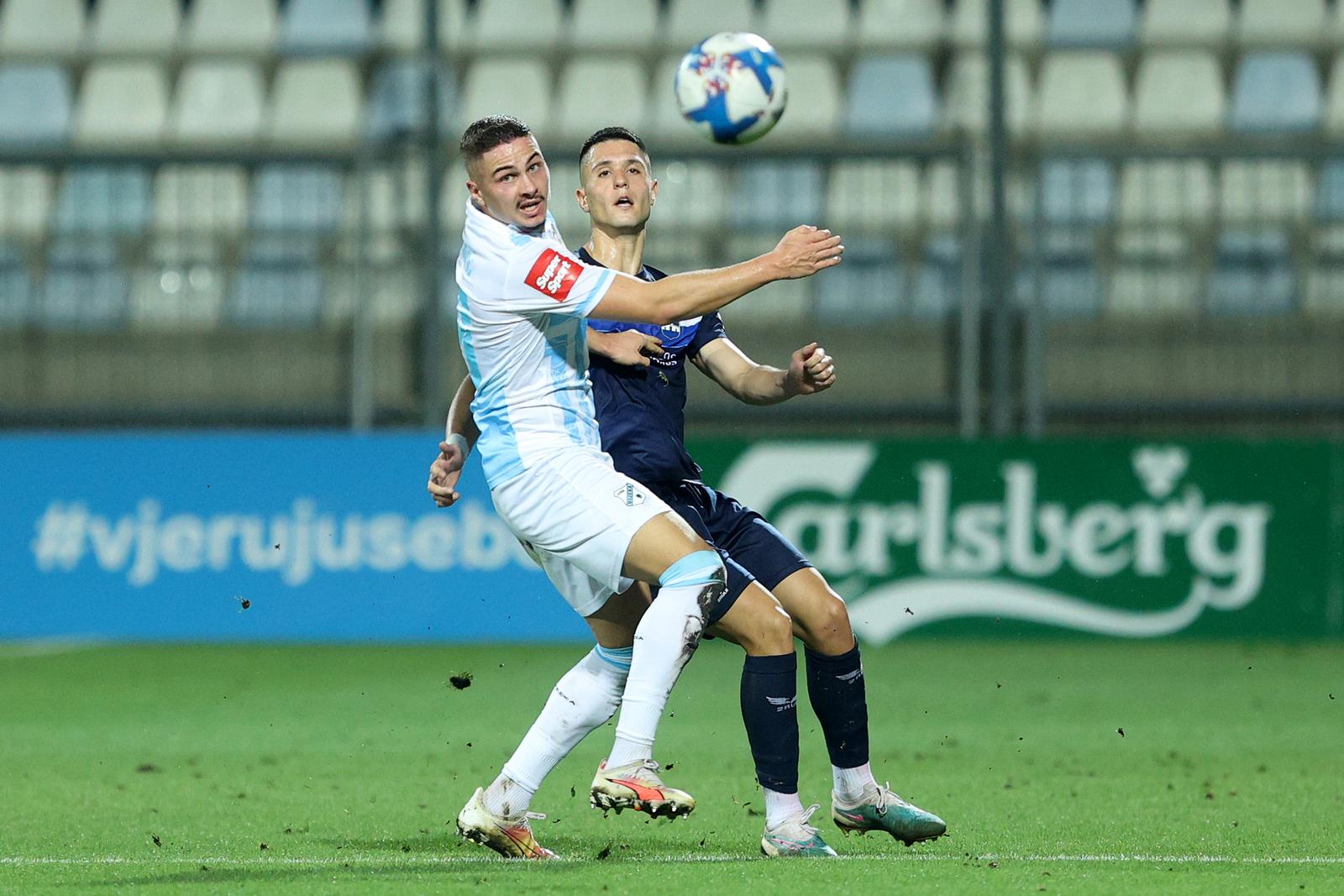 Rijeka: HNK Rijeka i NK Osijek susreli su se u 8. kolu SuperSport HNL-a Rijeka: HNK Rijeka i NK Osijek susreli su se u 8. kolu SuperSport HNL-a