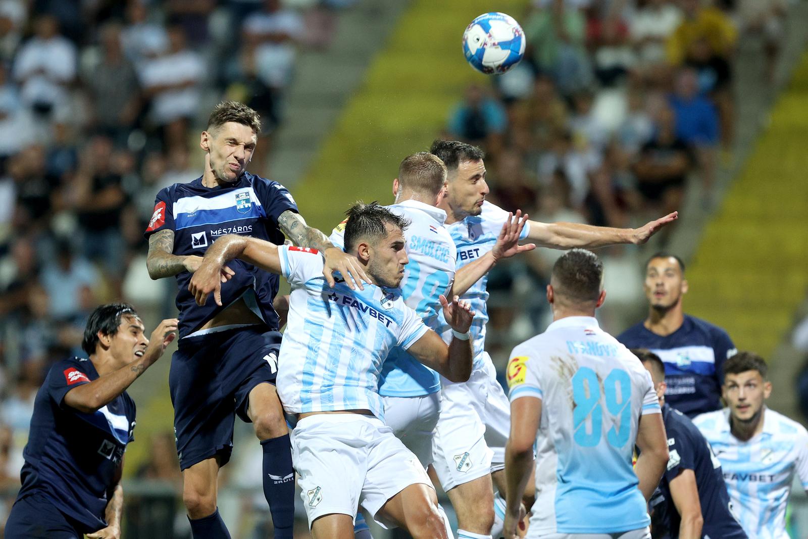 Rijeka: HNK Rijeka i NK Osijek susreli su se u 8. kolu SuperSport HNL-a Rijeka: HNK Rijeka i NK Osijek susreli su se u 8. kolu SuperSport HNL-a