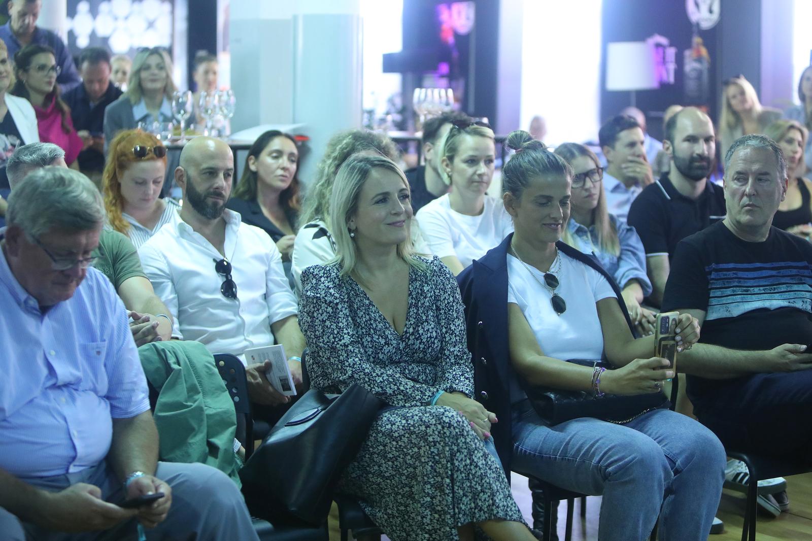 Rovinj: Weekend Media Festival, Panel Svi mi pričaju o riječi Rovinj: Weekend Media Festival, Panel Svi mi pričaju o riječi