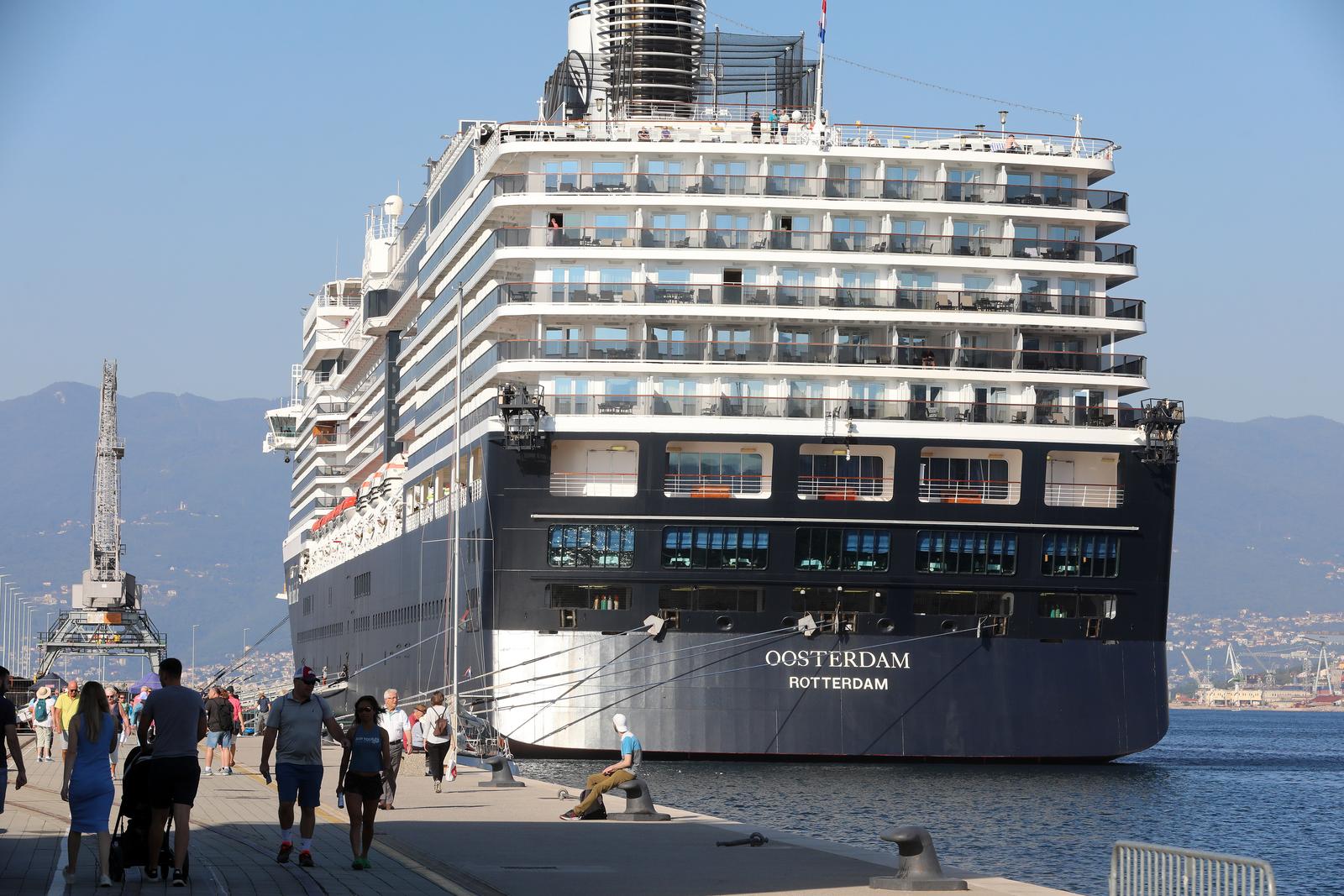 Rijeka: Kruzer Oosterdam doveo turiste u Rijeku