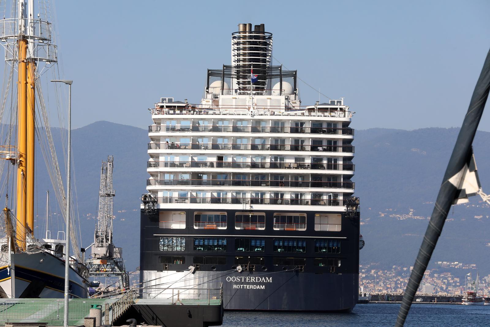 Rijeka: Kruzer Oosterdam doveo turiste u Rijeku