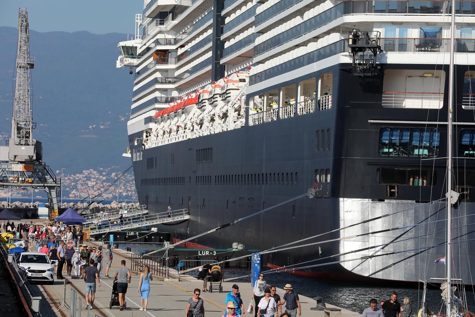 Rijeka: Kruzer Oosterdam doveo turiste u Rijeku