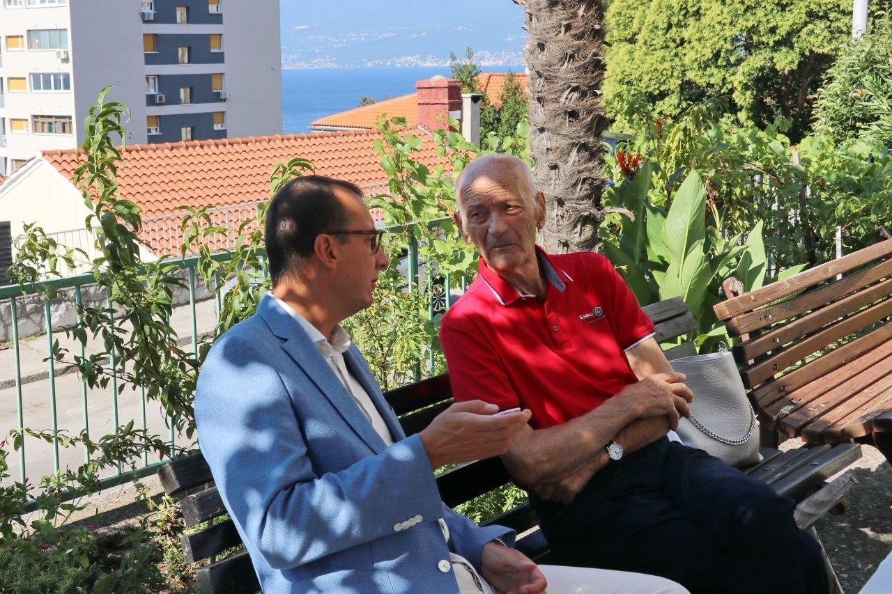 Posjet-stanarima-u-ulici-Krimeja-22-i-24-13