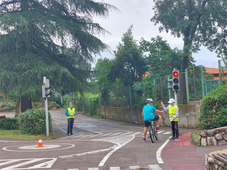 Prvi koraci 2 Prvi koraci 2