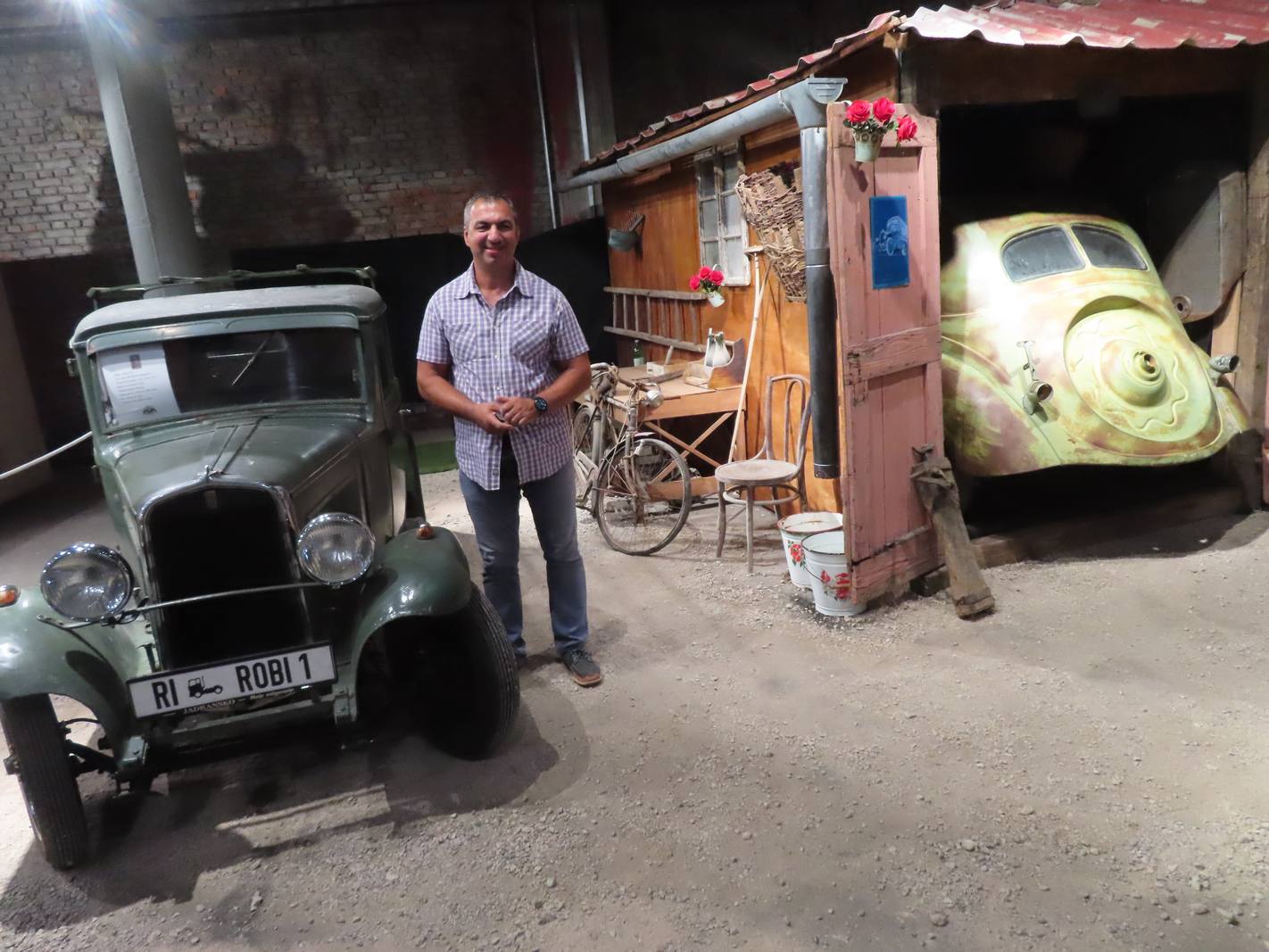 Robert-Čulina-u-izvrsno-osmišljenoj-starinskoj-radionici-snimio-M.Krpan_ Robert-Čulina-u-izvrsno-osmišljenoj-starinskoj-radionici-snimio-M.Krpan_