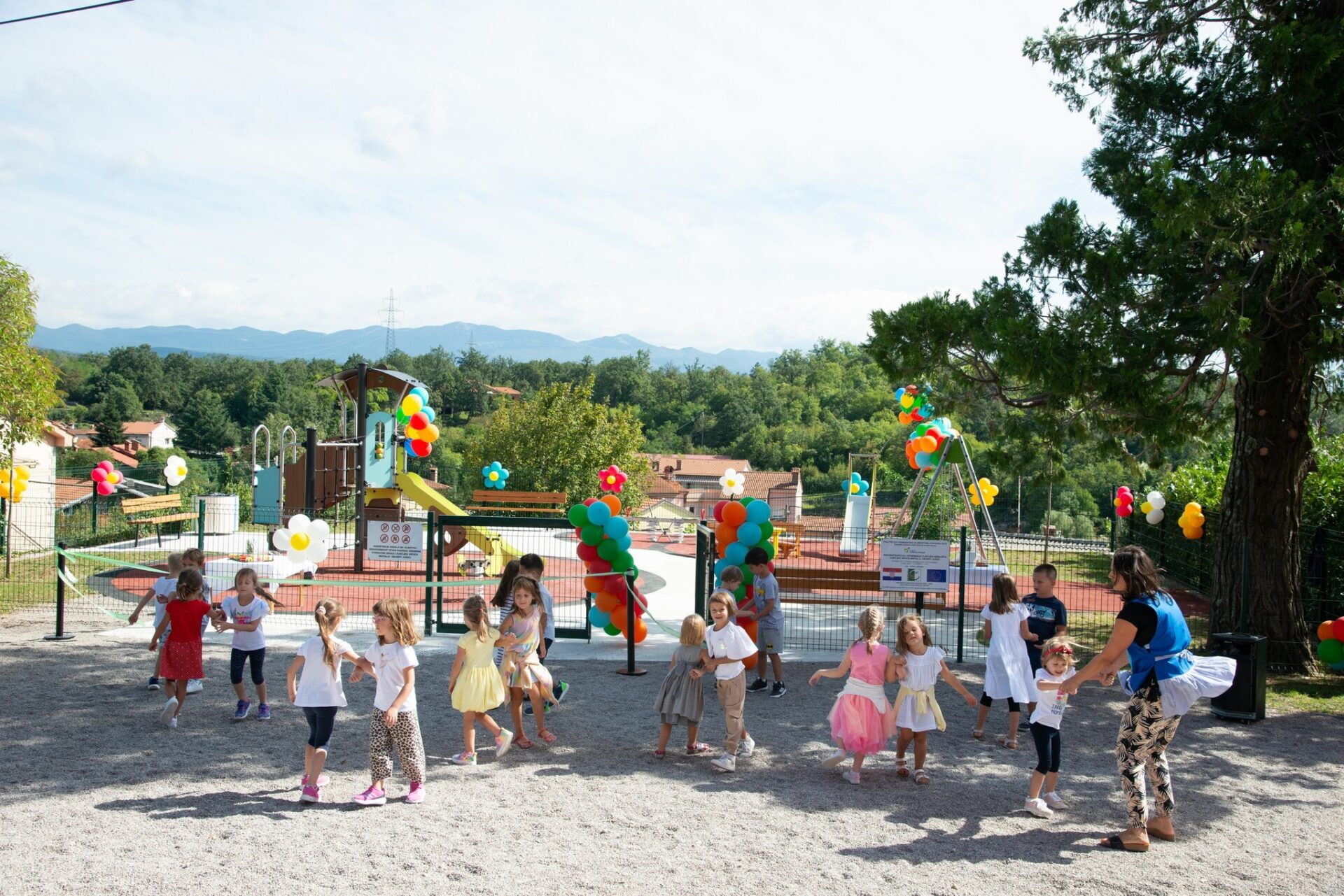 djecje igraliste jusici (1) djecje igraliste jusici (1)