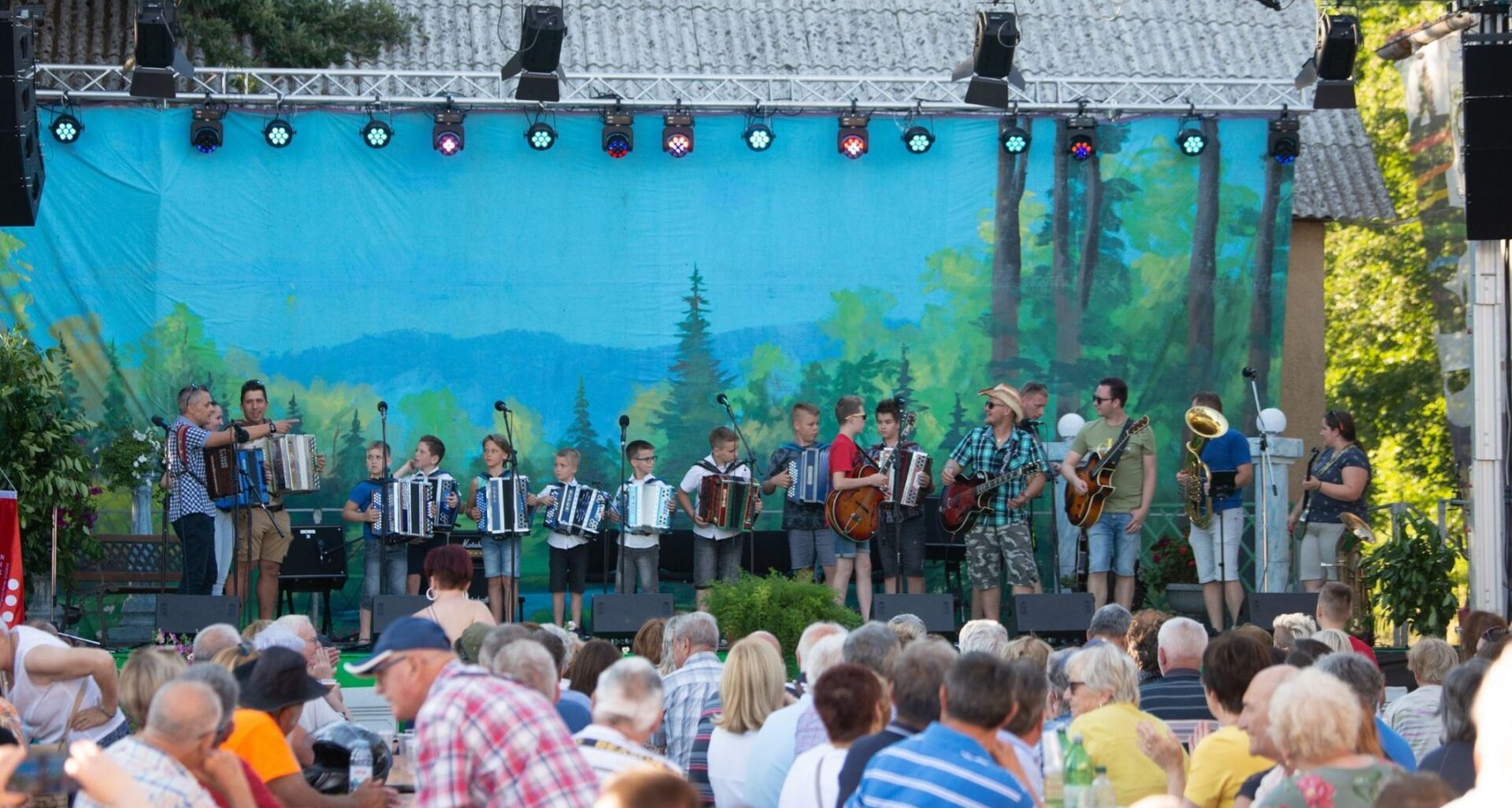 harmonikaši permani 13 harmonikaši permani 13