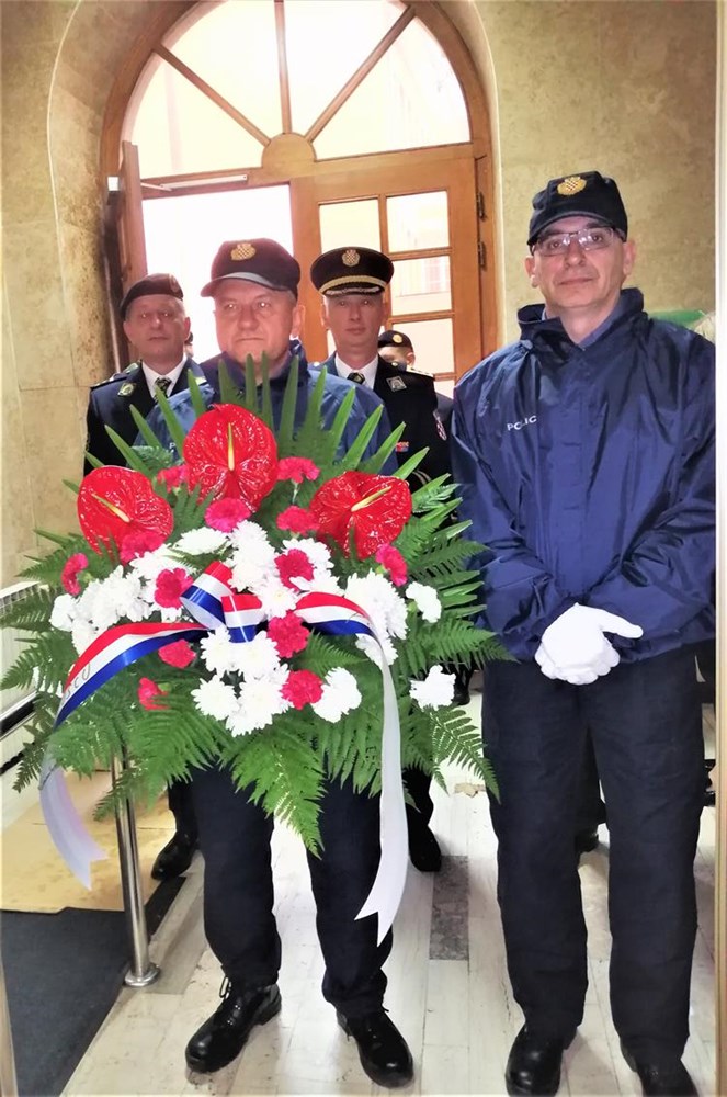 BSS-ZGRADA-STOJE-ARANŽ