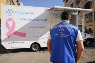 Primopredaja mobilnog mamografa