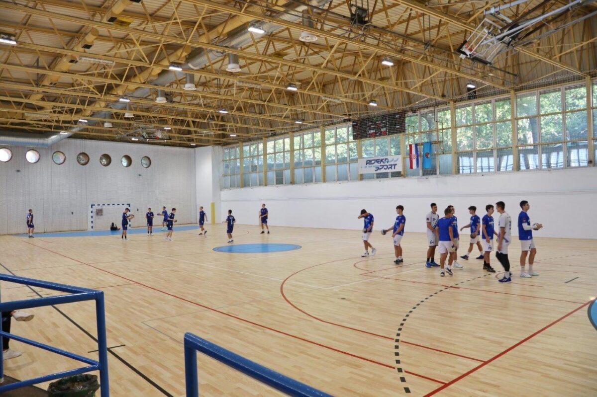 Obilazak-novouređene-dvorane-Sportsko-rekreacijskog-centra-3.-Maj-3
