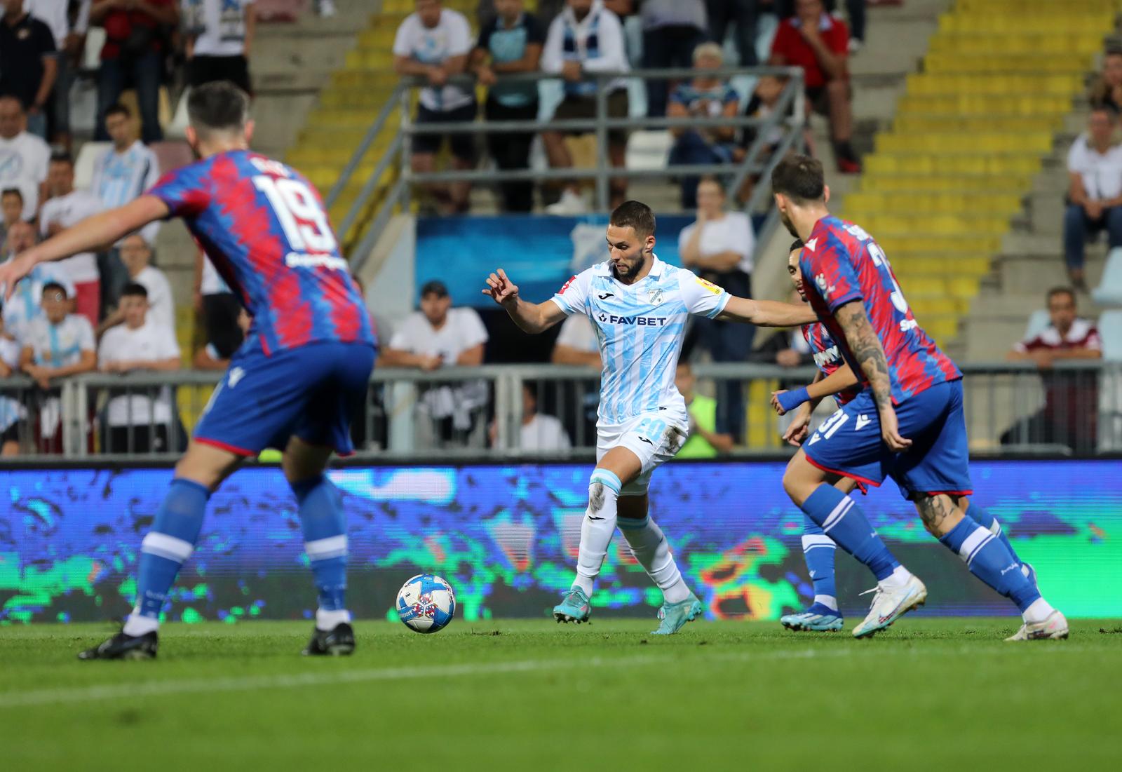 Rijeka: Rijeka i Hajduk sastali se u 11. kolu SuperSport HNL-a Rijeka: Rijeka i Hajduk sastali se u 11. kolu SuperSport HNL-a