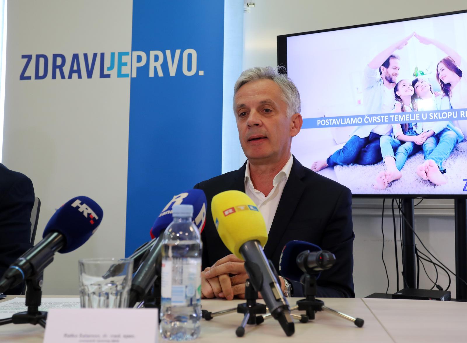 Ministar Vili Beroš u KBC-u Rijeka Ministar Vili Beroš u KBC-u Rijeka