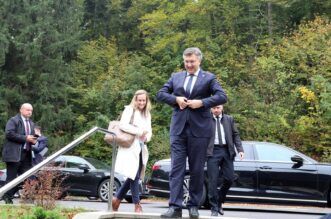 Delnice: Premijer Andrej Plenković i ministri u Gorskom kotaru