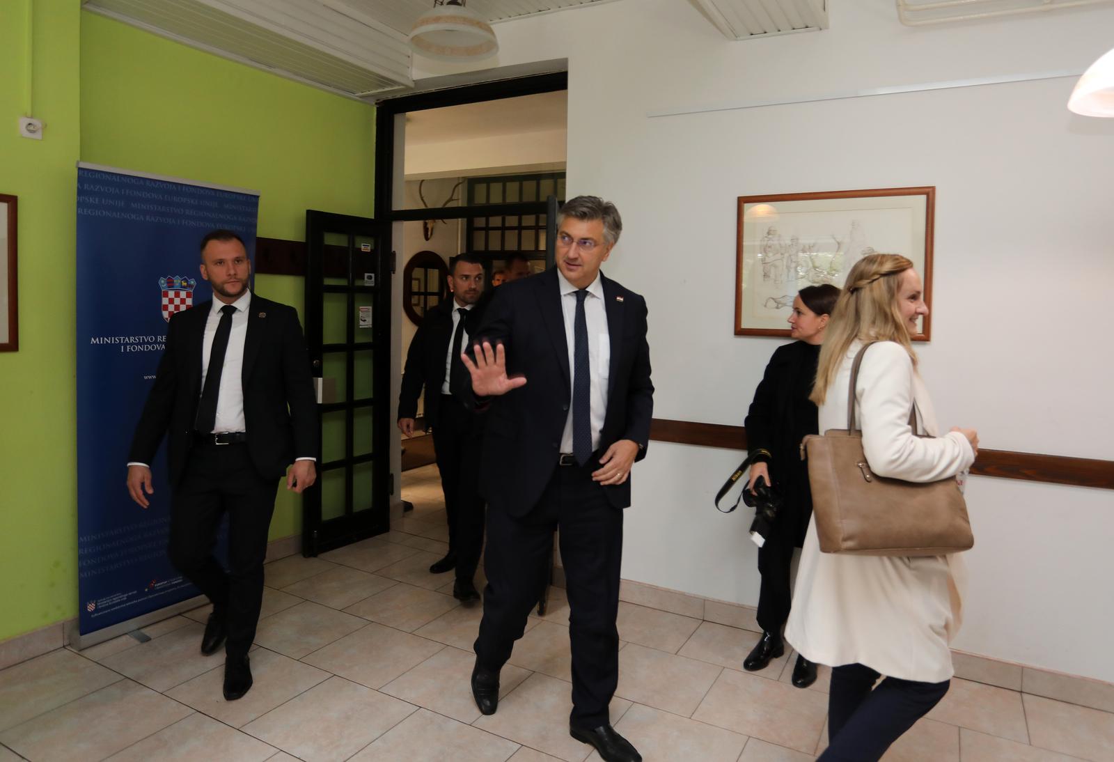 Delnice: Premijer Andrej Plenković i ministri u Gorskom kotaru