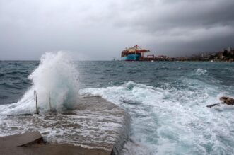 Rijeka: Jaka kisa i jugo na moru pred Rijekom