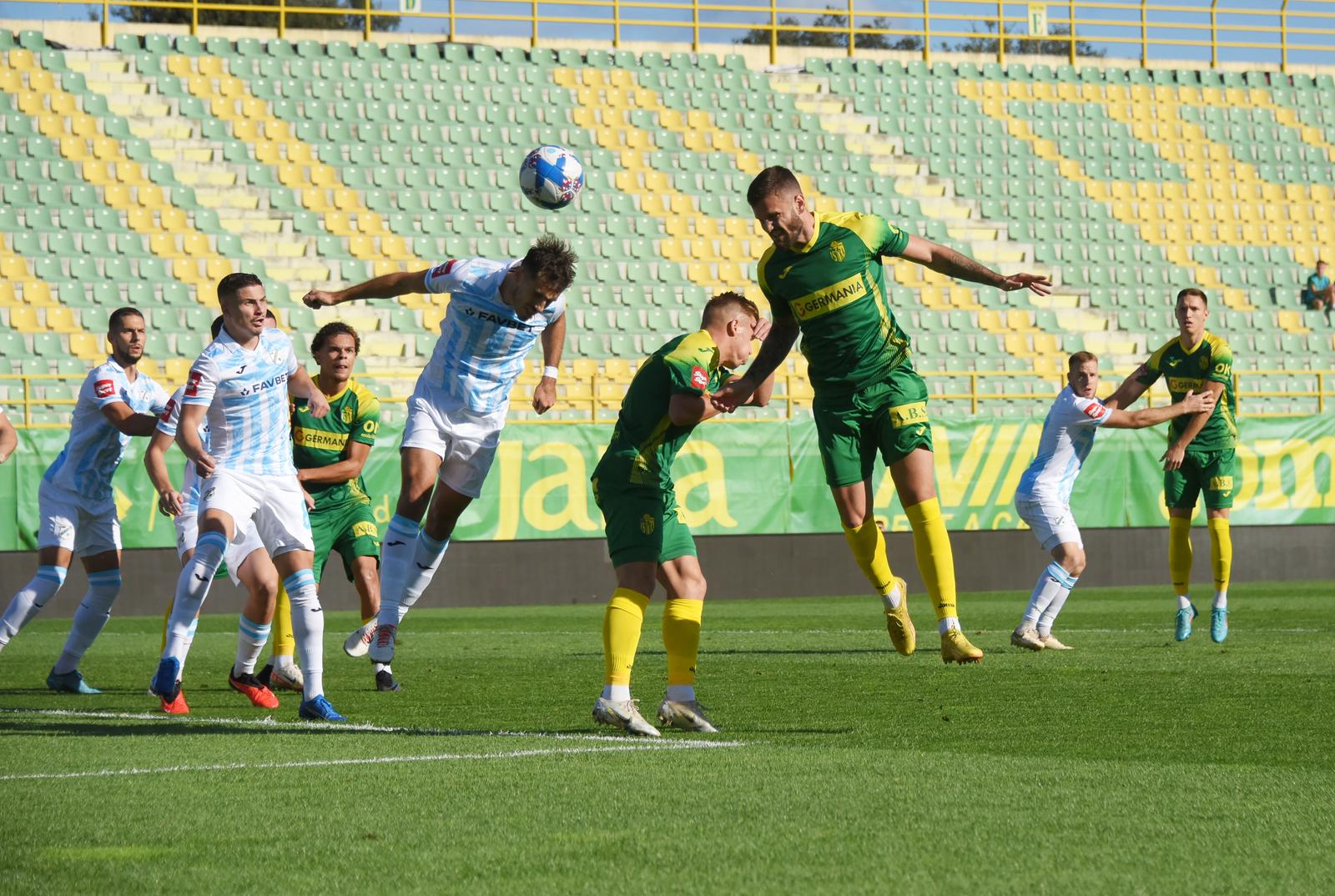 Pula: Susret 12. kola SuperSport HNL-a između Istre i Rijeke Pula: Susret 12. kola SuperSport HNL-a između Istre i Rijeke