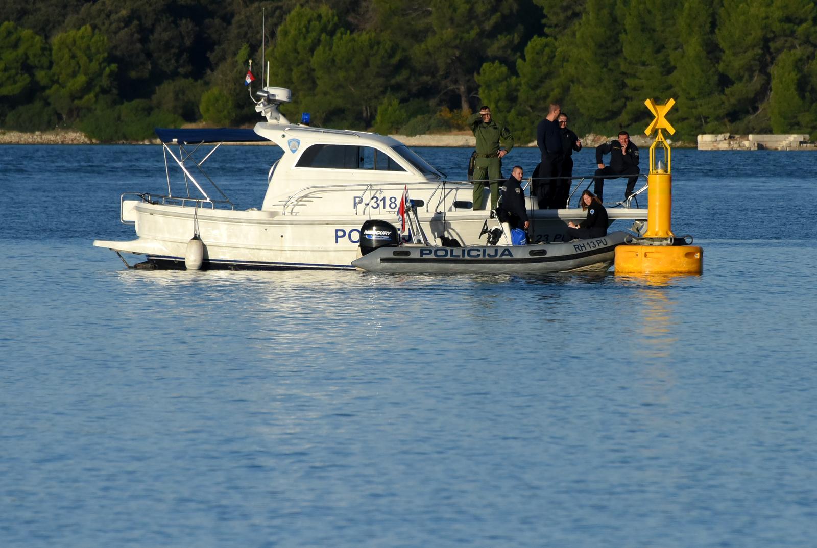 Iz pulske luke izvađena podmornička mina