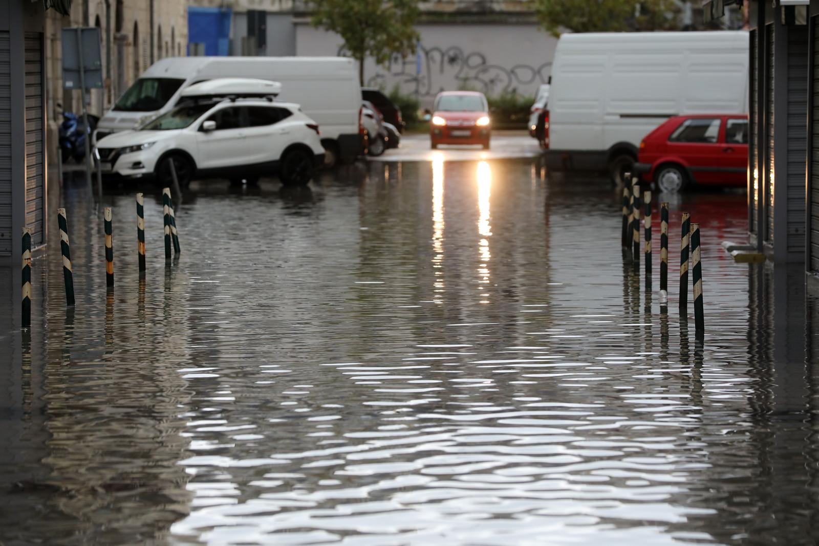 Rijeka: Nova poplava na podru?ju gradske trnice Rijeka: Nova poplava na podru?ju gradske trnice
