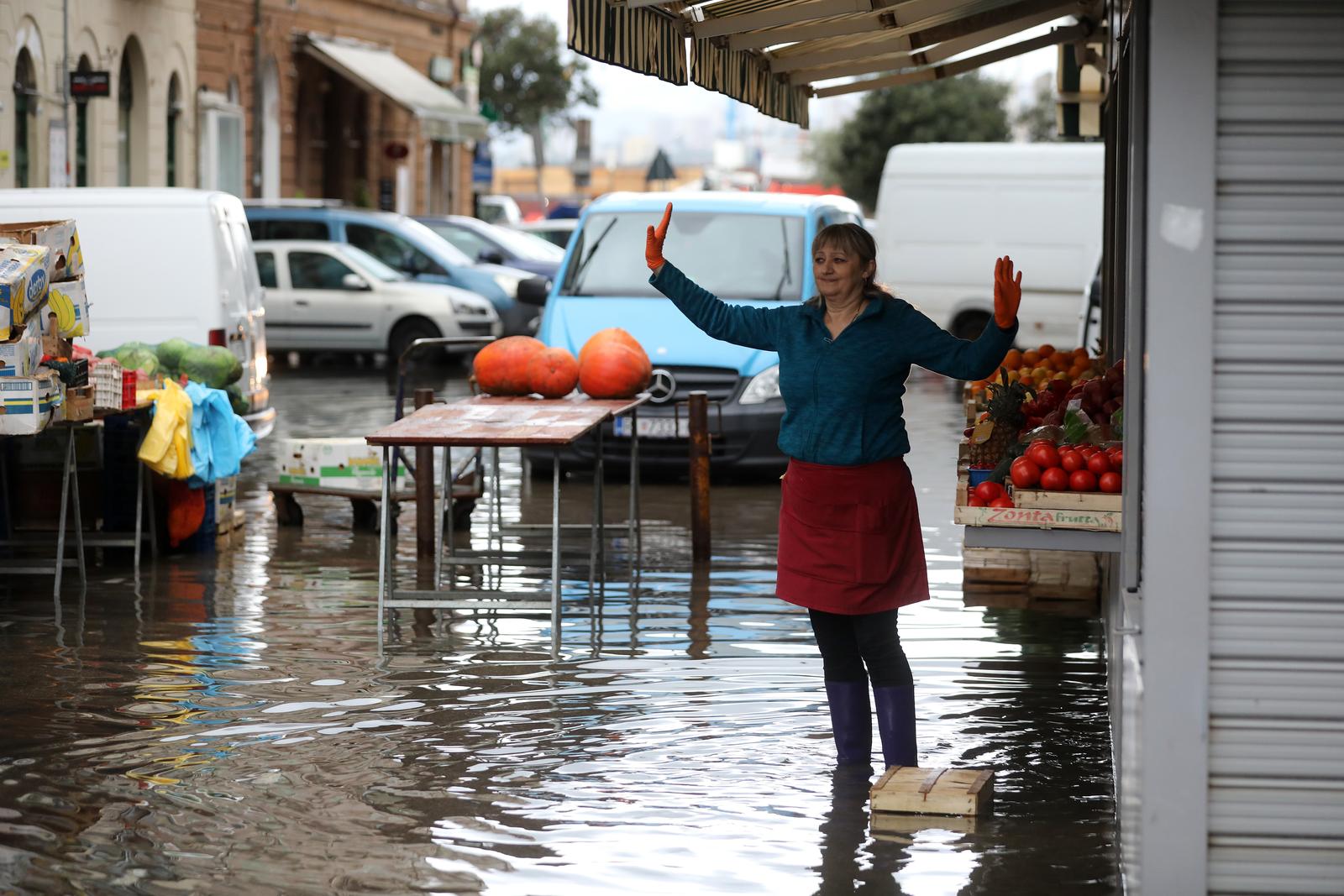 Rijeka: Nova poplava na području gradske tržnice Rijeka: Nova poplava na području gradske tržnice