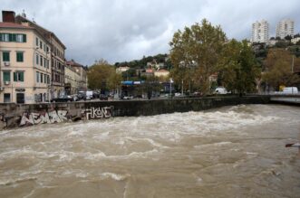 Rijeka: Jaka kisa izazvala poplave po gradu