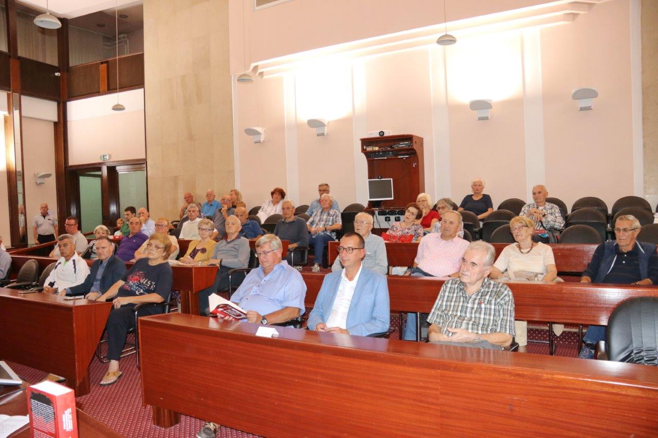 Promocija-knjige-Ive-Goldsteina-Povijesni-revizionizam-i-neoustaštvo-–-Hrvatska-1989.-–-2022-5 Promocija-knjige-Ive-Goldsteina-Povijesni-revizionizam-i-neoustaštvo-–-Hrvatska-1989.-–-2022-5