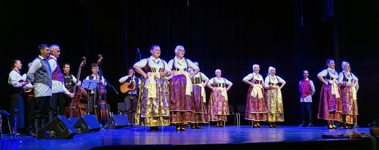 Večer-folklora-MKD-Ilinden-i-prijatelja-10