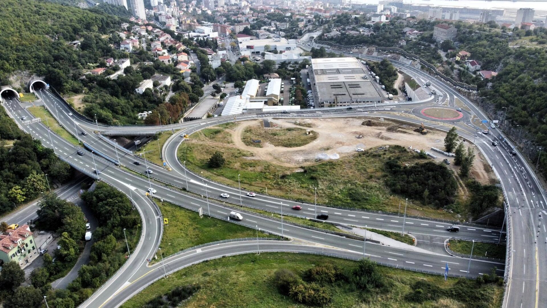 cesta d403 panorama dron škurinje 1 cesta d403 panorama dron škurinje 1