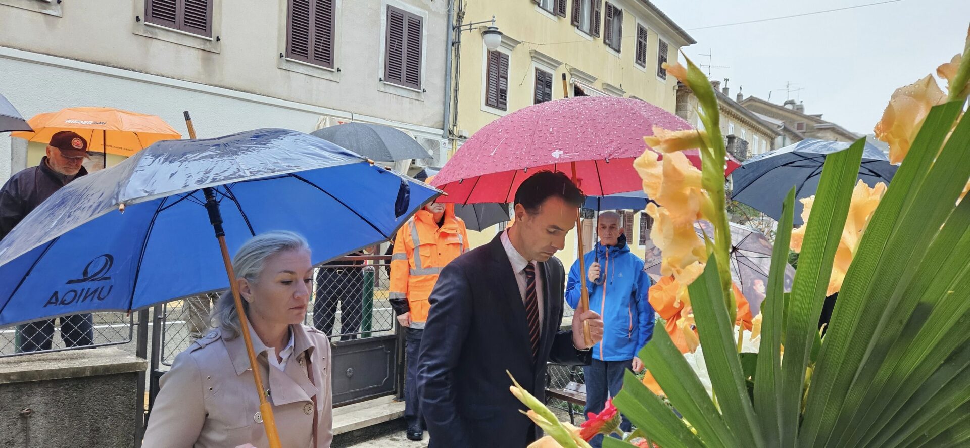 opatija svi sveti vijenci svijeće (1) opatija svi sveti vijenci svijeće (1)