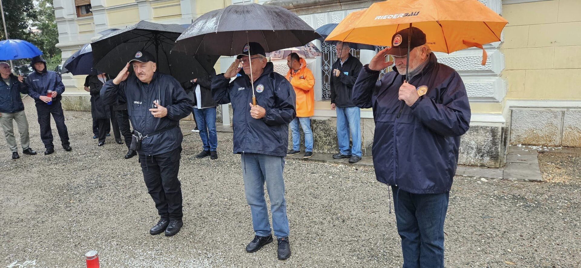 opatija svi sveti vijenci svijeće (15) opatija svi sveti vijenci svijeće (15)