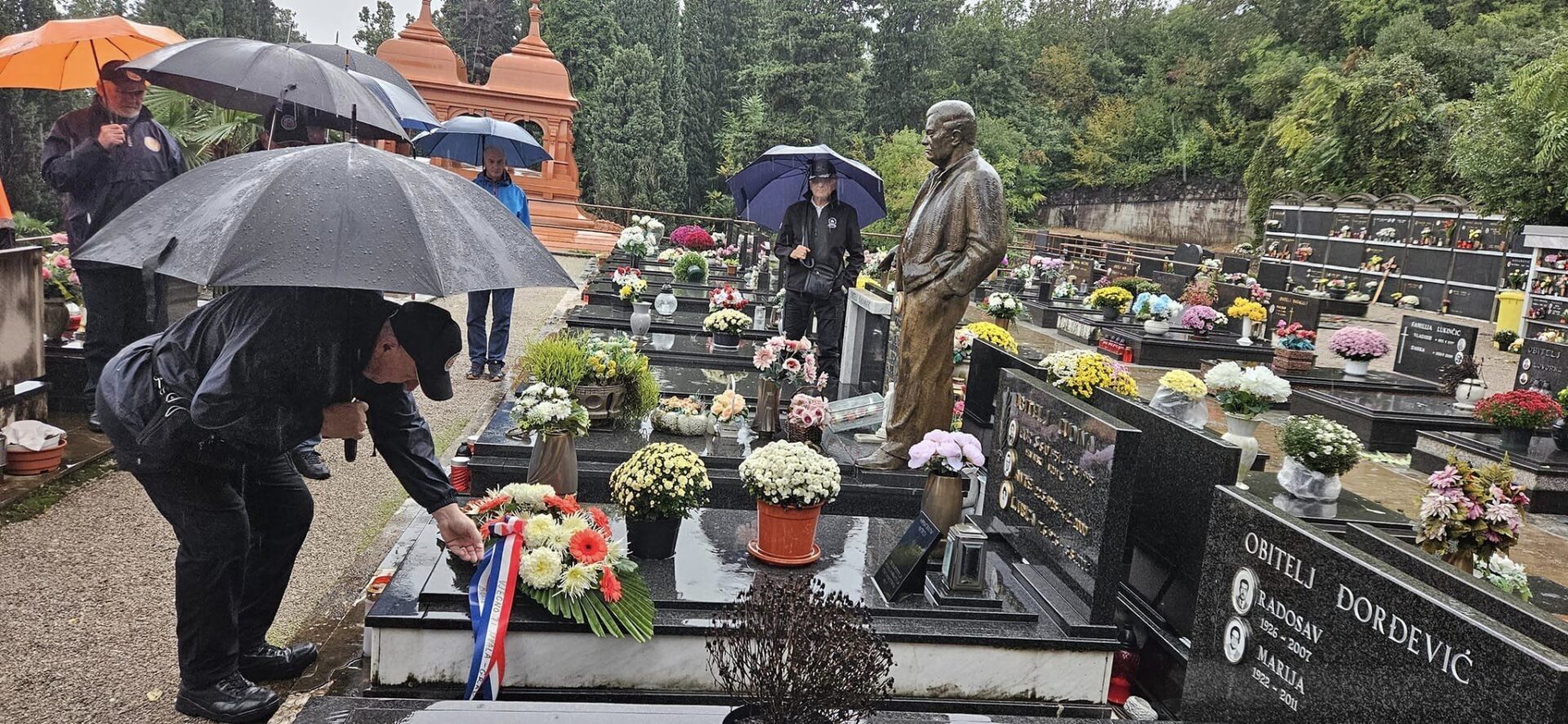 opatija svi sveti vijenci svijeće (4) opatija svi sveti vijenci svijeće (4)