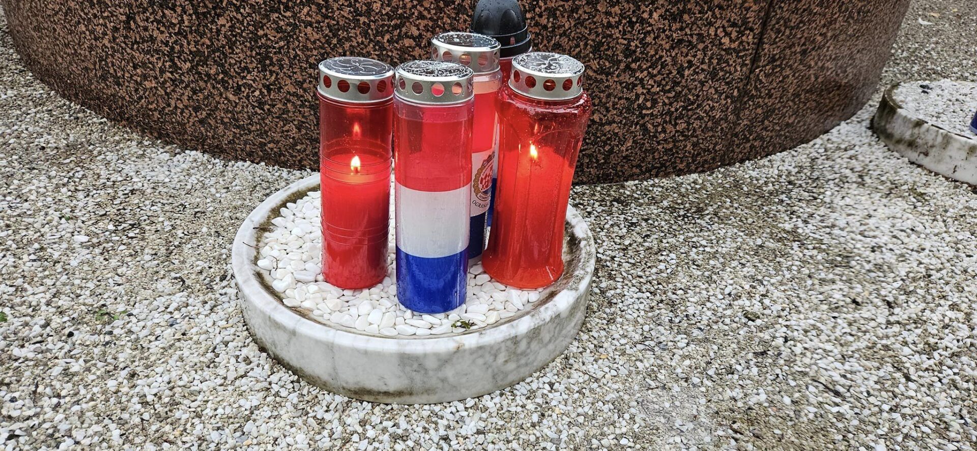 opatija svi sveti vijenci svijeće (9) opatija svi sveti vijenci svijeće (9)