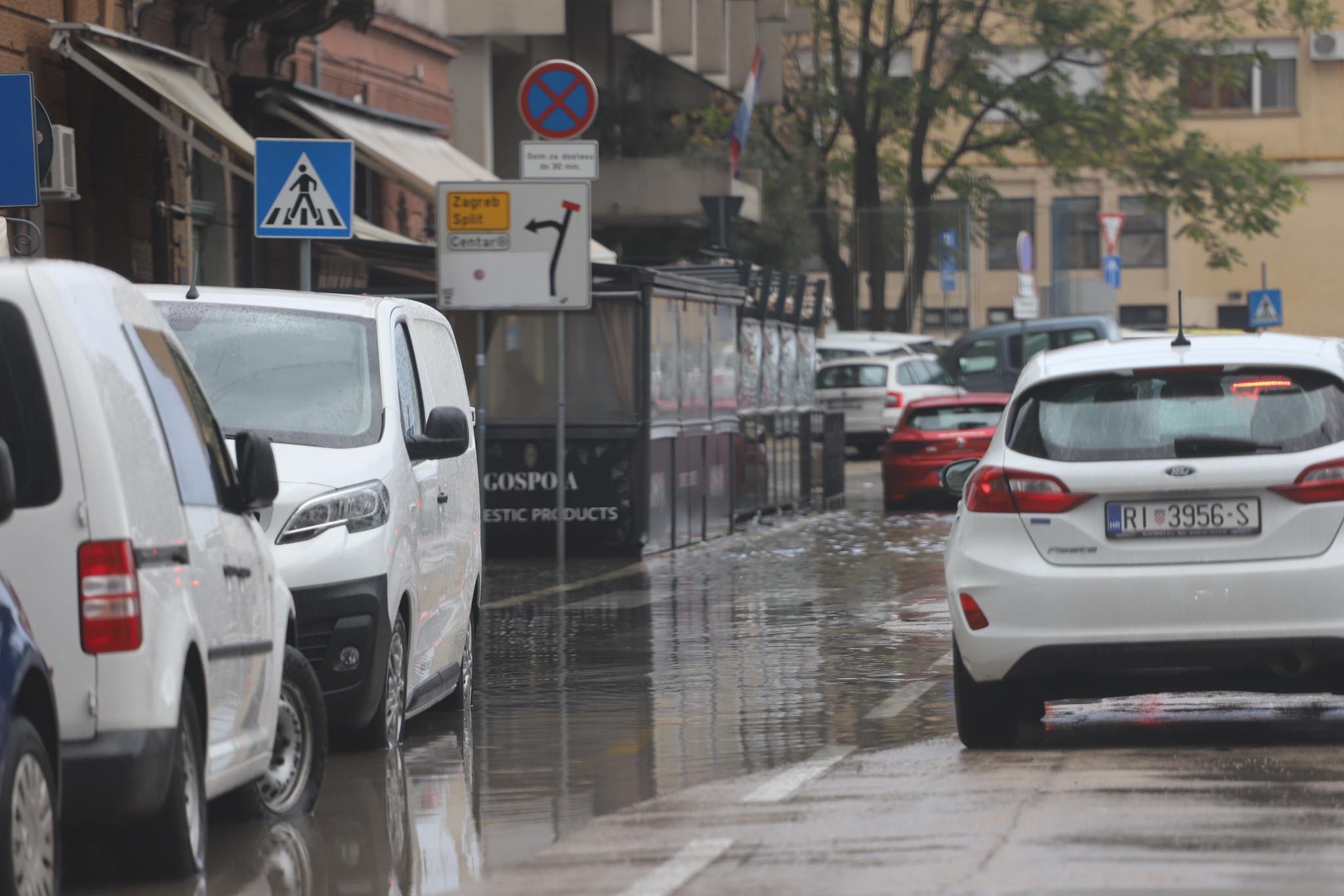 poplava tržnica riportal 2710123 1 poplava tržnica riportal 2710123 1