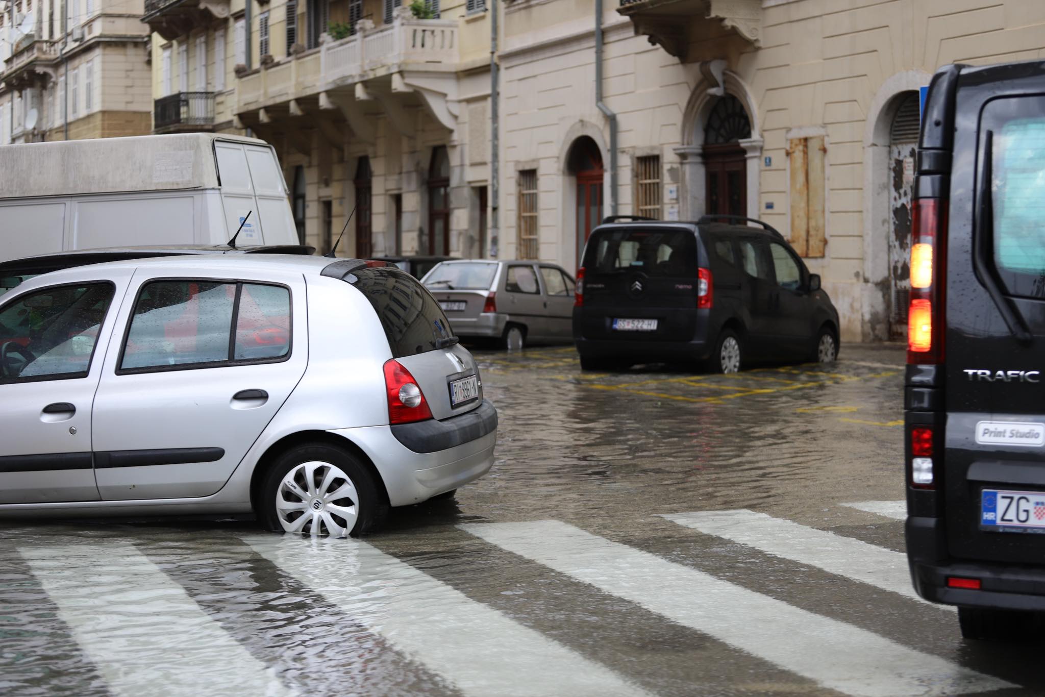 poplava tržnica riportal 2710123 144 poplava tržnica riportal 2710123 144