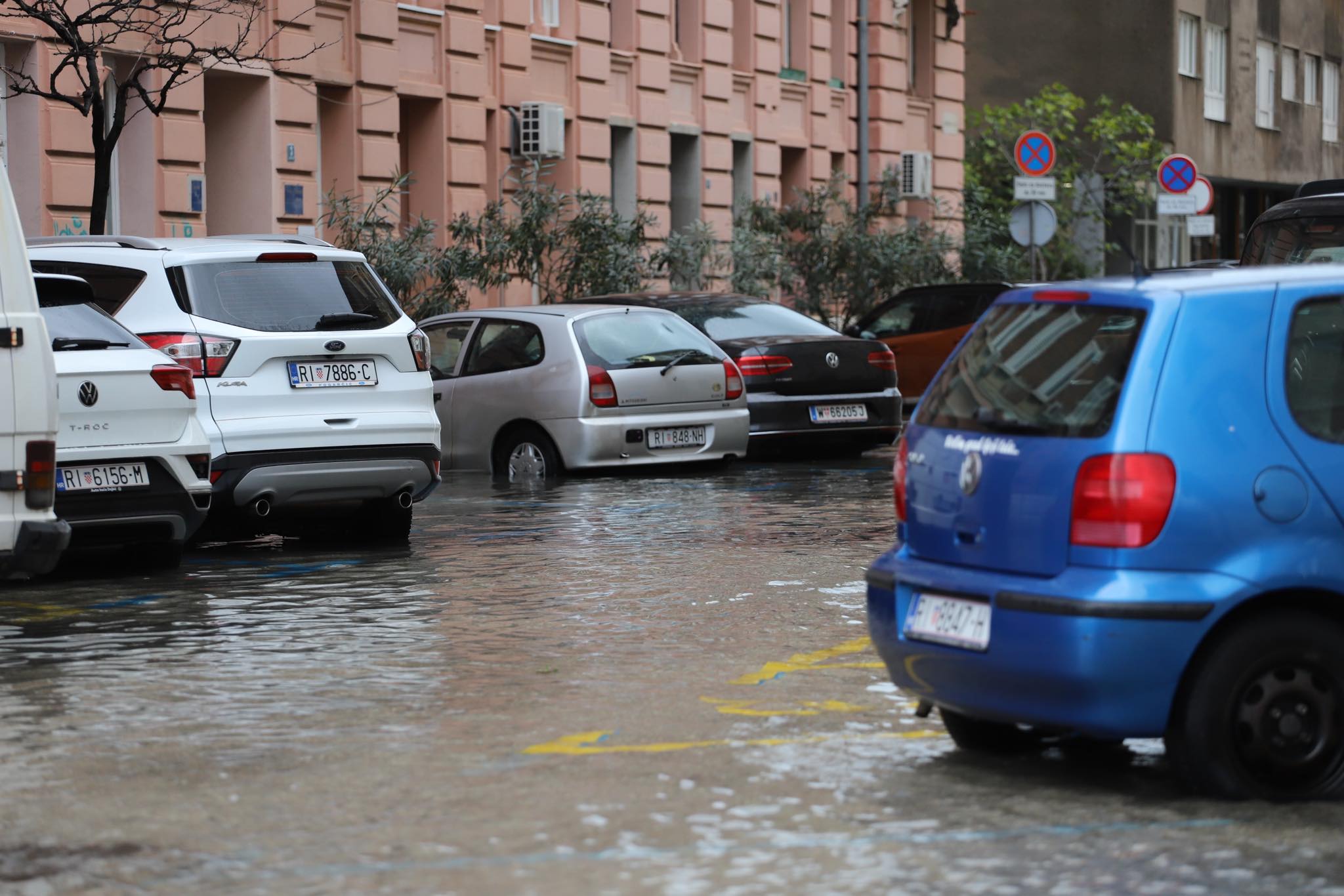 poplava tržnica riportal 2710123 166 poplava tržnica riportal 2710123 166