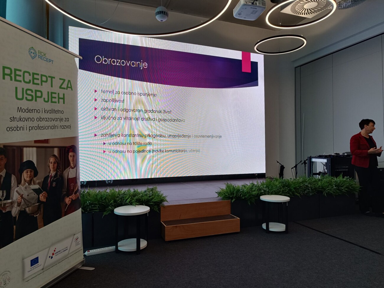 1700658302375 1700658302375