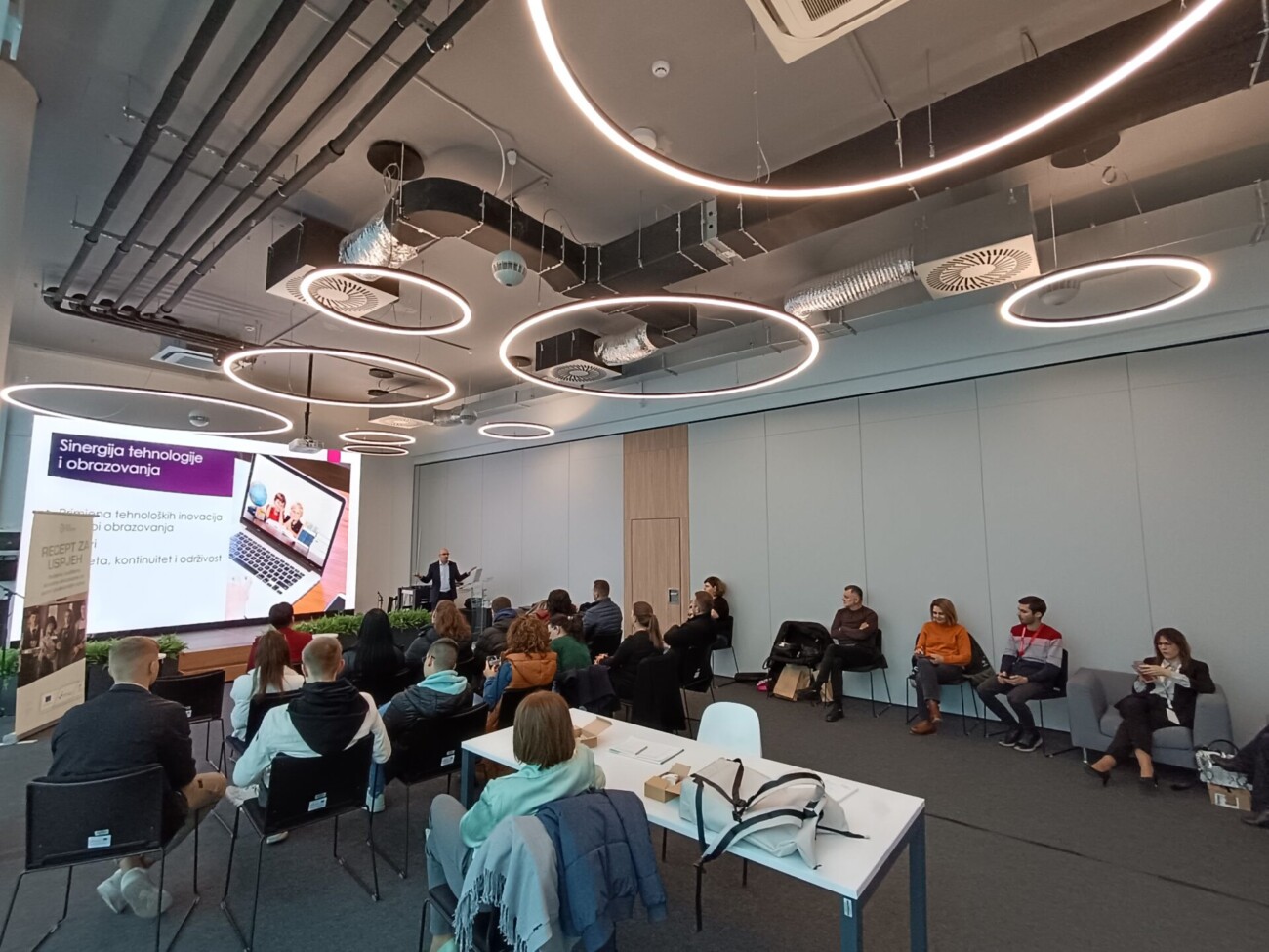 1700658302399 1700658302399