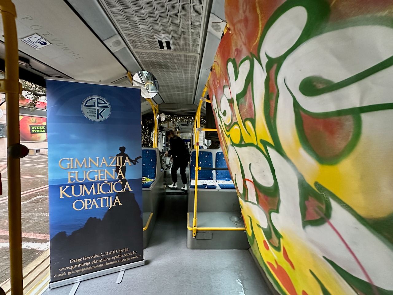 32 bus opatijski gimnazijalci gek (4) 32 bus opatijski gimnazijalci gek (4)