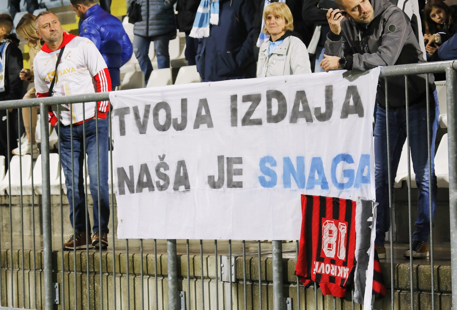 IMG_20231112_192823 IMG_20231112_192823