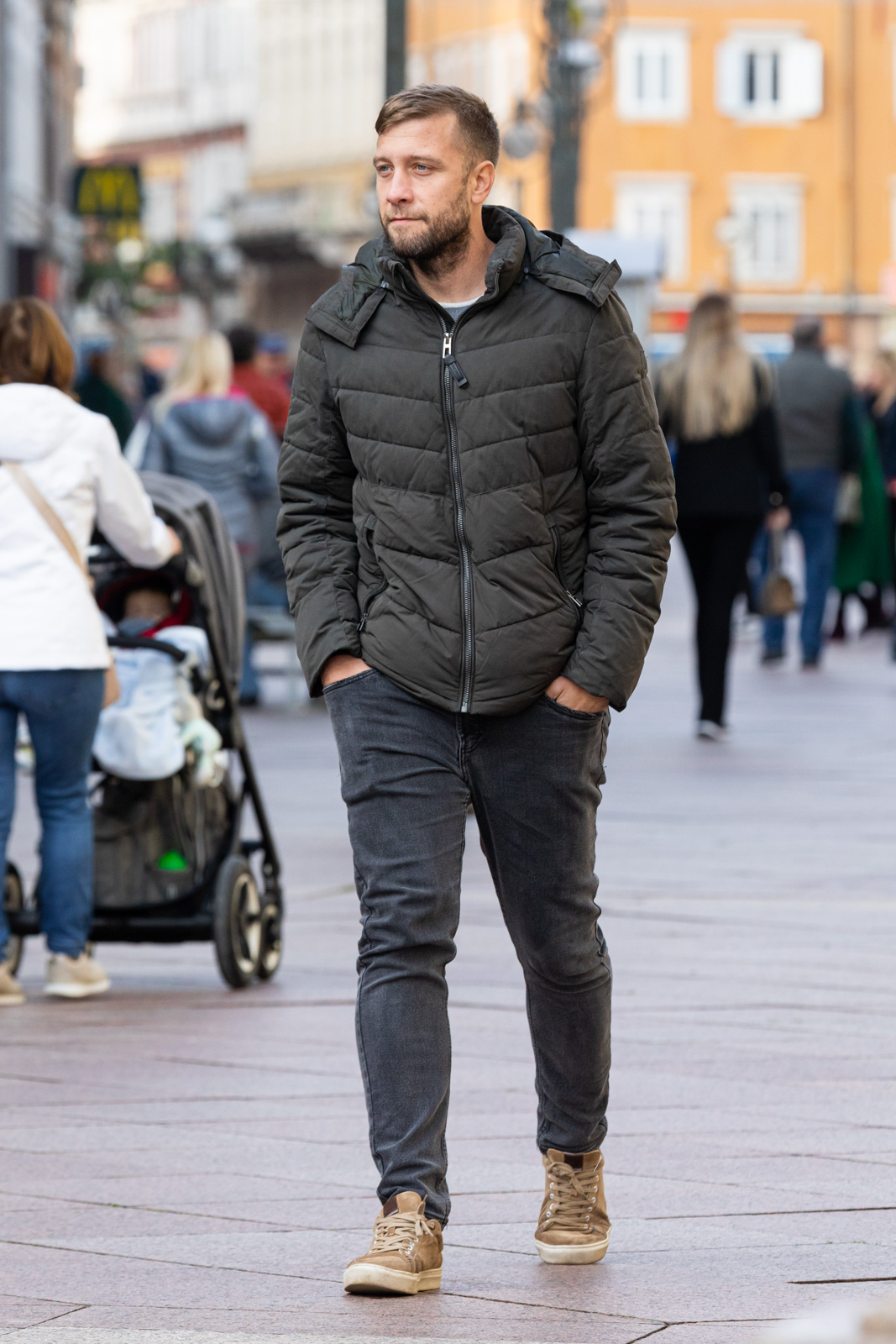 Klikom po Korzu 24.11.-37