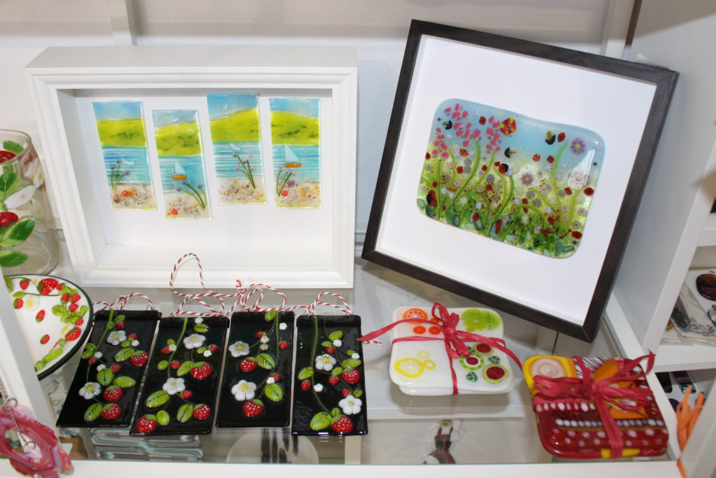 PGZ GLASS STUDIO DRIVENIK (16) PGZ GLASS STUDIO DRIVENIK (16)