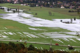 Grobničko polje i prometnice pod vodom