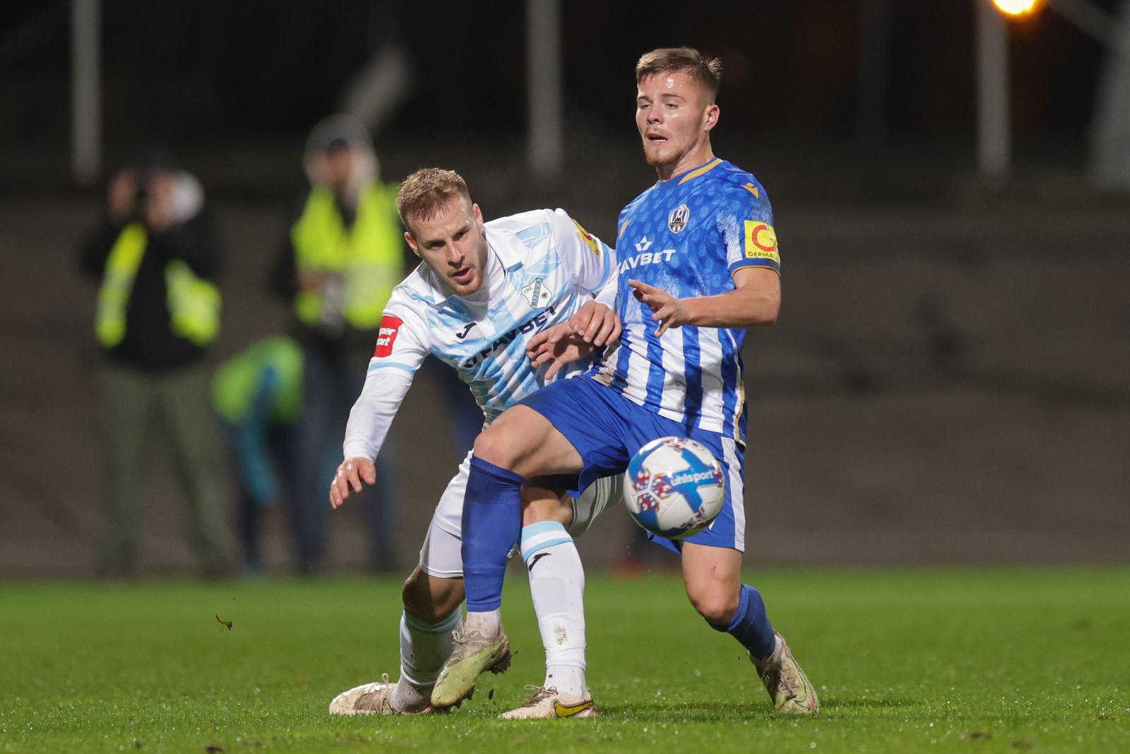 Lokomotiva i Rijeka sastali se u 14. kolu SuperSport HNL-a Lokomotiva i Rijeka sastali se u 14. kolu SuperSport HNL-a