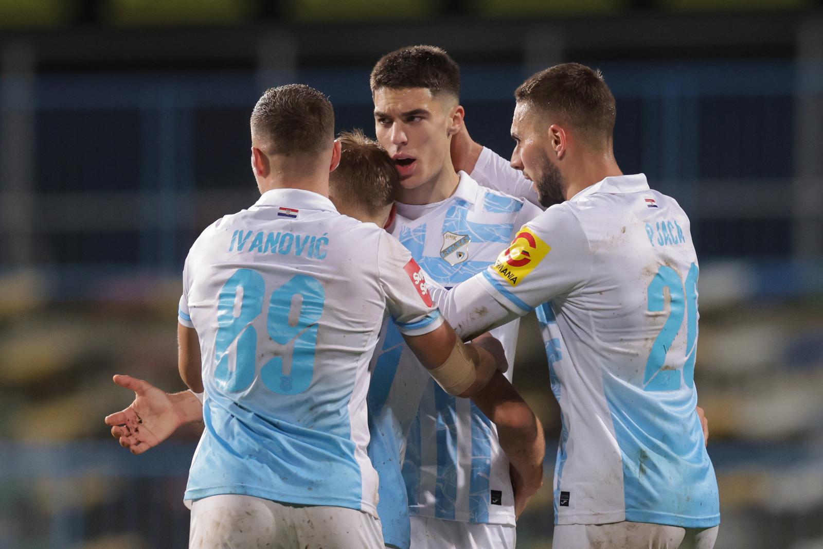 Lokomotiva i Rijeka sastali se u 14. kolu SuperSport HNL-a Lokomotiva i Rijeka sastali se u 14. kolu SuperSport HNL-a