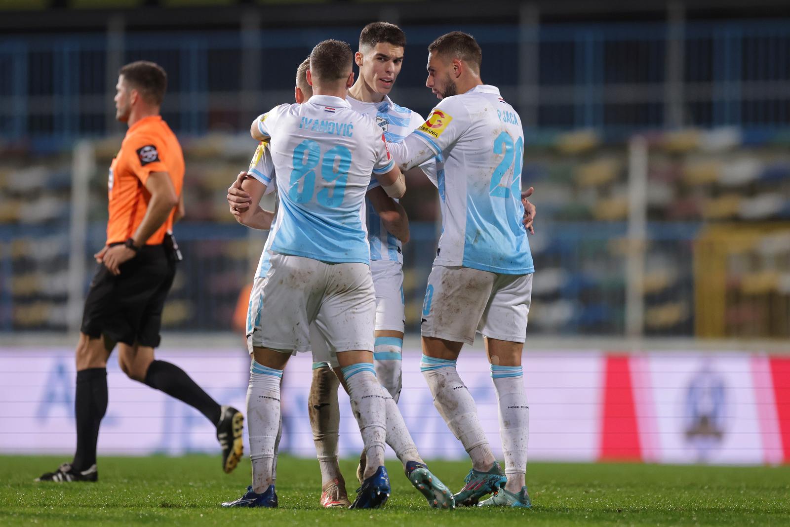 Lokomotiva i Rijeka sastali se u 14. kolu SuperSport HNL-a Lokomotiva i Rijeka sastali se u 14. kolu SuperSport HNL-a