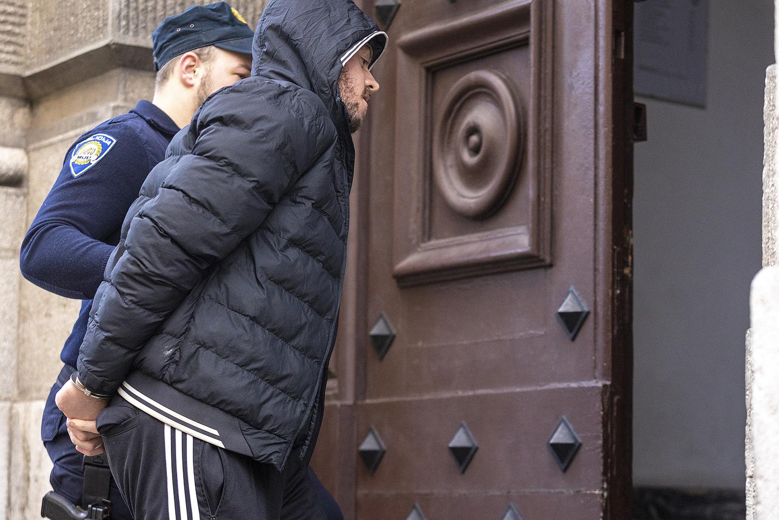 Rijeka: Privođenje osumnjičenih za kripto prevaru Rijeka: Privođenje osumnjičenih za kripto prevaru