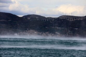 Rijeka: Problemi zbog olujne bure na rfijeckom podrucju